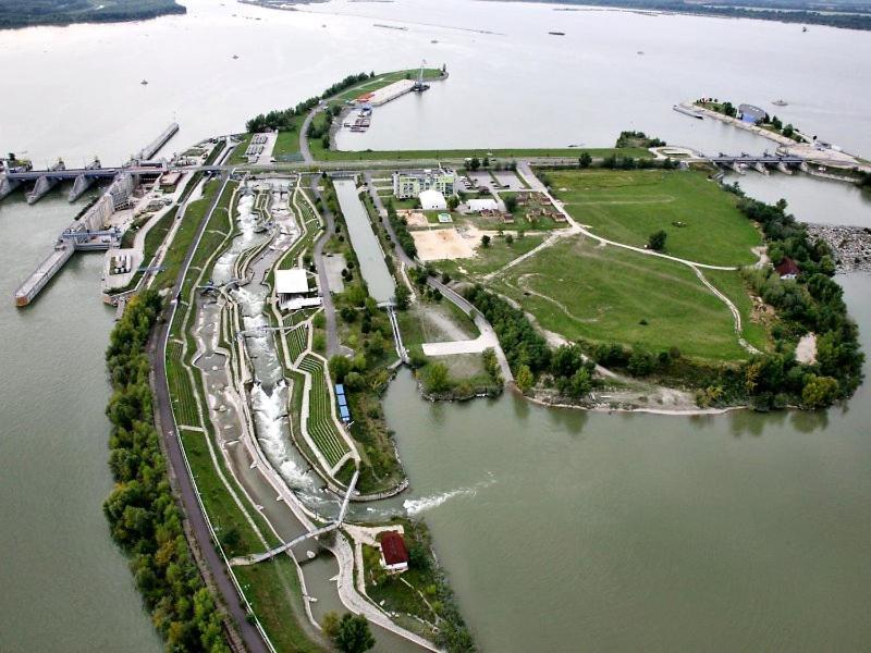 Hotel&Park Divoká Voda Bratislava Exterior foto